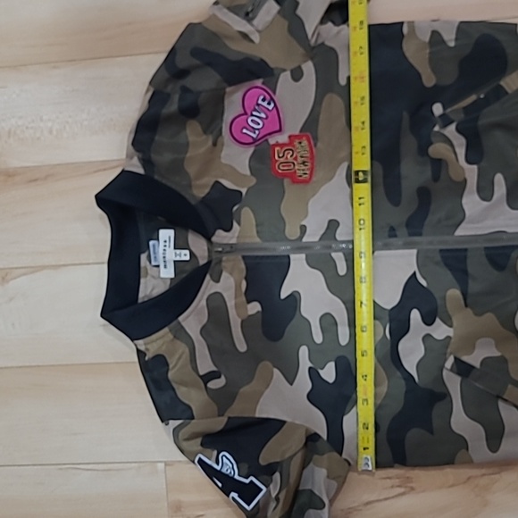 Monteau women's small spring/fall jacket - Picture 4 of 5